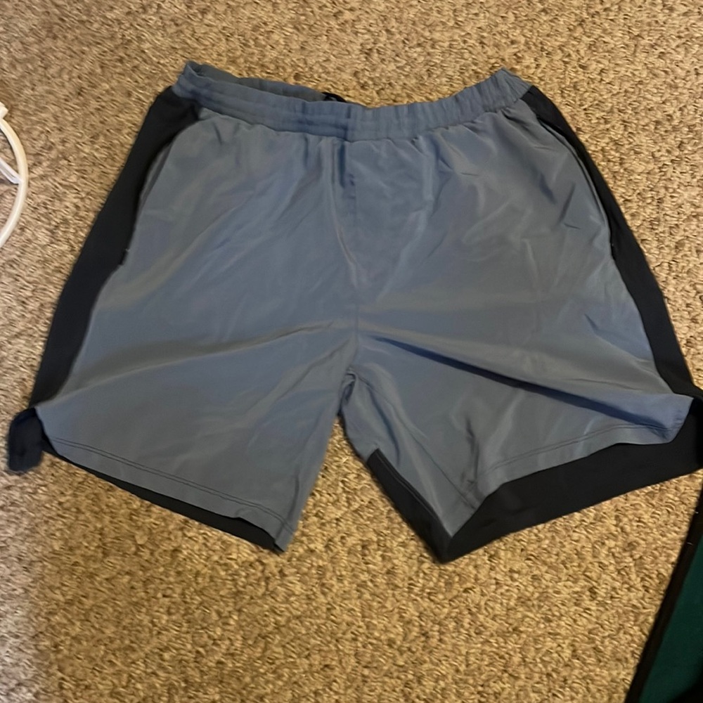 All motion shorts